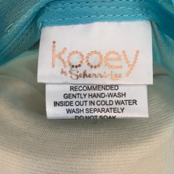 Kooey by Sherri Lee Silk Cocoon Kimono - Picture 4 of 5